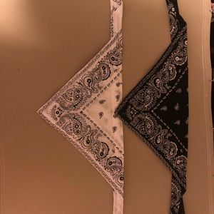 Facemasks/ neck warmers lined with fleece